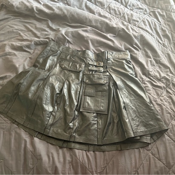 Men’s leather Utility Kilt - Picture 6 of 9